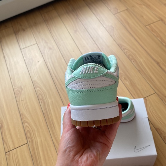 Nike low dunks turquoise and white - Picture 5 of 7